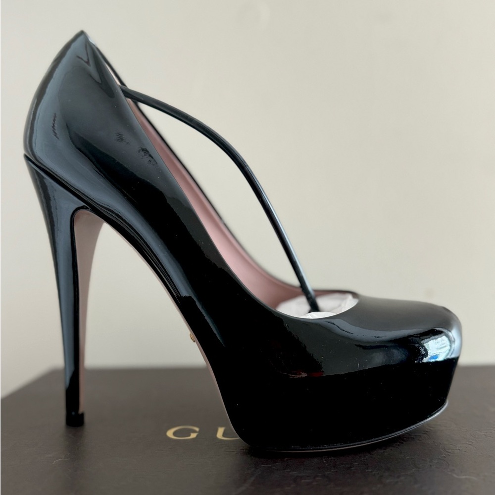 GUCCI Patent Leather Pumps! BRAND NEW!! NWT*